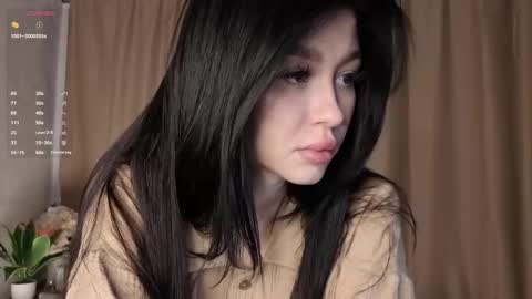 Lily online show from 10-19-25, 06:19