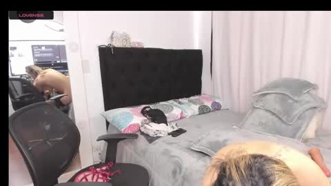 Snapshot of sharonvelvet chatting on 03-21-26, 12:10 Sharon online show from 03-21-26, 12:10