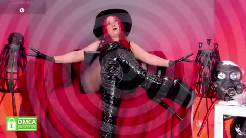 Snapshot of sharoon_gold chatting on 11-05-25, 06:52 Your mistress Sharon online show from 11-05-25, 06:52