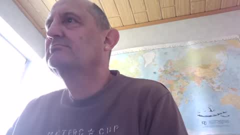 Peter online show from 05-09-26, 10:42
