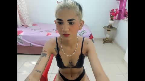 shary_lan online show from 04-12-26, 02:22