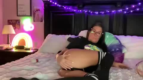 Shastababy online show from 01-29-25, 05:13