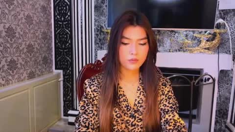 Maya online show from 04-08-26, 07:19