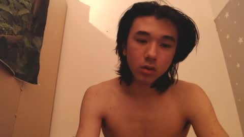 Snapshot of shawn542474 chatting on 02-05-25, 04:36 Shaun online show from 02-05-25, 04:36