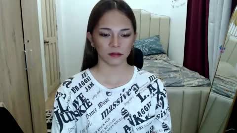 Snapshot of shawntel_cutiee chatting on 10-22-25, 02:23 shawniee 3 online show from 10-22-25, 02:23