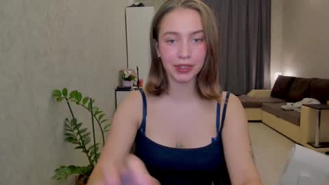 shawty__mariaa online show from 10-15-25, 02:06