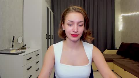 shawty_mariaa online show from 01-21-25, 04:16