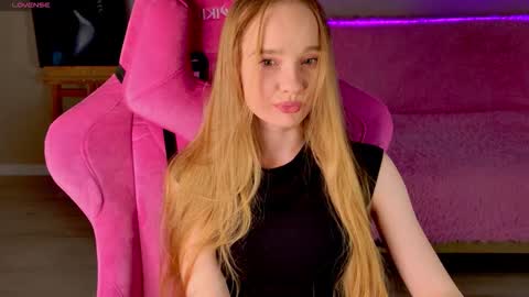 Shawty Mia online show from 11-11-25, 05:57