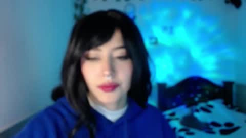 Shayla 3 online show from 12-21-25, 10:22