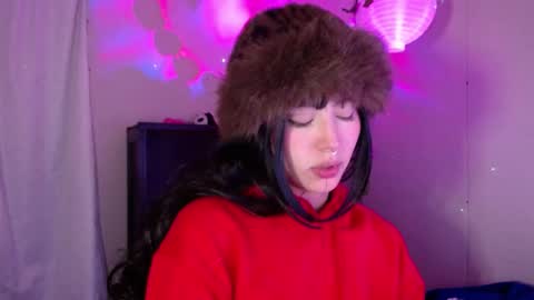 Shayla 3 online show from 01-14-26, 10:54