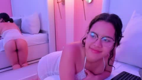 Snapshot of shayra_alina chatting on 07-12-26, 11:12 shayra_alina online show from 07-12-26, 11:12
