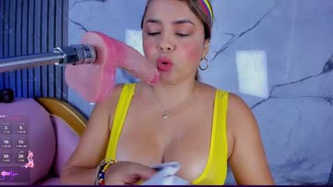shayra_boobs2 online show from 06-27-26, 12:22