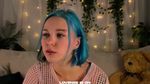 Anika online show from 10-16-25, 01:12