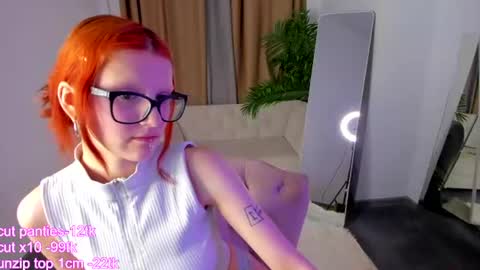 Snapshot of sheena_coy chatting on 07-13-26, 07:33 Sheena online show from 07-13-26, 07:33