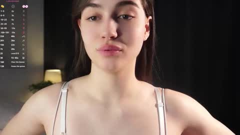 Snapshot of sheenadu chatting on 02-25-26, 02:43 Tessa online show from 02-25-26, 02:43