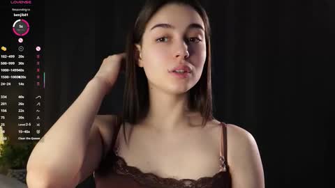 Snapshot of sheenadu chatting on 03-28-26, 02:55 Tessa online show from 03-28-26, 02:55