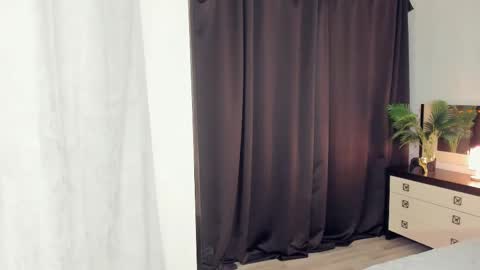 Violet online show from 12-21-24, 02:04