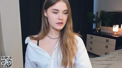 Violet online show from 12-26-24, 10:05