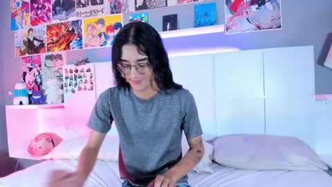 Sheepy online show from 02-19-25, 05:49