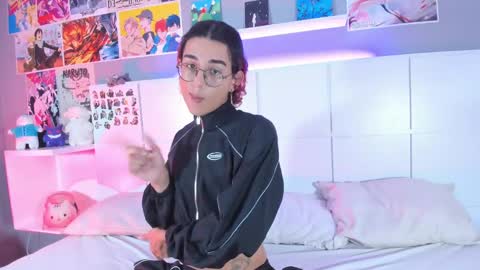 Sheepy online show from 03-06-25, 05:14