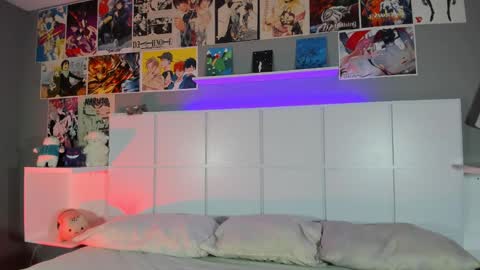 Sheepy online show from 03-10-25, 06:59
