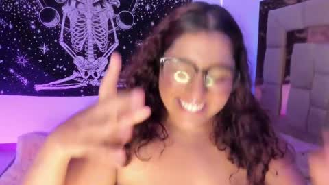 Heidy  online show from 03-08-25, 07:05