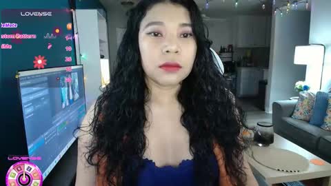 Snapshot of sheilyn_smith chatting on 02-25-26, 03:16 sheilyn_smith online show from 02-25-26, 03:16