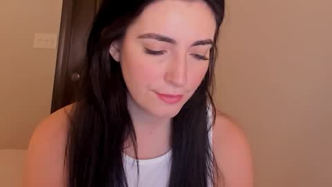 Snapshot of sheisallthat chatting on 10-22-25, 01:50 sheisallthat online show from 10-22-25, 01:50