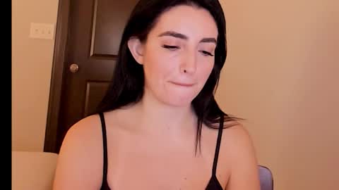 Snapshot of sheisallthat chatting on 11-05-25, 03:17 sheisallthat online show from 11-05-25, 03:17