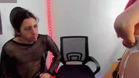 Snapshot of shelby__loveshow chatting on 02-21-25, 02:50 shelby__loveshow online show from 02-21-25, 02:50