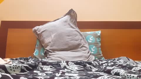 bluehorn online show from 02-10-25, 11:45