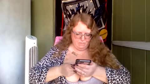 Red online show from 05-20-26, 02:34