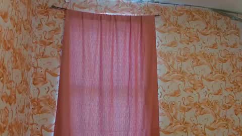 Snapshot of shelikessoymilk chatting on 10-06-25, 06:49 Erika online show from 10-06-25, 06:49