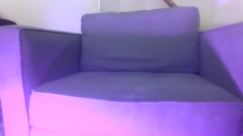 Snapshot of shellbulletburst chatting on 03-07-26, 10:07 caught up in you online show from 03-07-26, 10:07