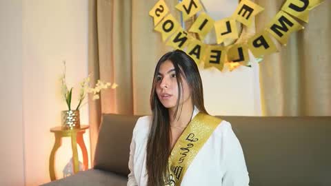  Transmission schedule Monday - Friday 715 am to 200 pm time Colombia  online show from 01-19-26, 12:31