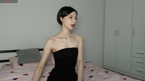Snapshot of shellydiamondd chatting on 06-07-26, 10:35 Shelly online show from 06-07-26, 10:35