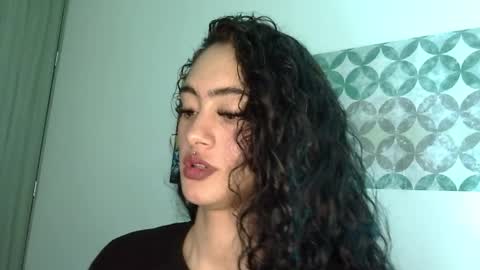Snapshot of shelsy_d chatting on 05-12-26, 09:34 S H E L S Y online show from 05-12-26, 09:34