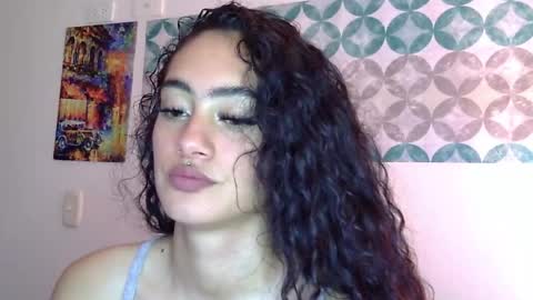 Snapshot of shelsy_d chatting on 05-13-26, 08:49 S H E L S Y online show from 05-13-26, 08:49