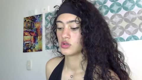 Snapshot of shelsy_d chatting on 05-21-26, 09:44 S H E L S Y online show from 05-21-26, 09:44