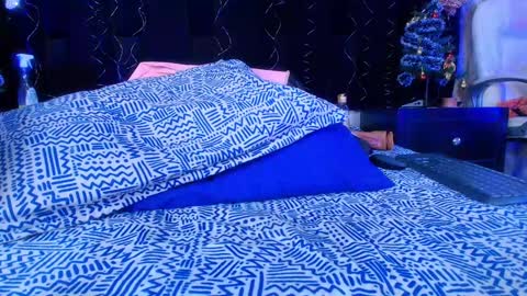 Shelsy online show from 12-30-24, 06:05