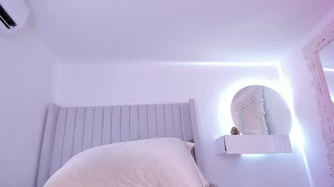 shelynna_azzul online show from 12-11-24, 11:54