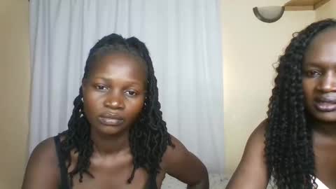 Snapshot of shelzee chatting on 10-24-25, 05:59 shelzee online show from 10-24-25, 05:59