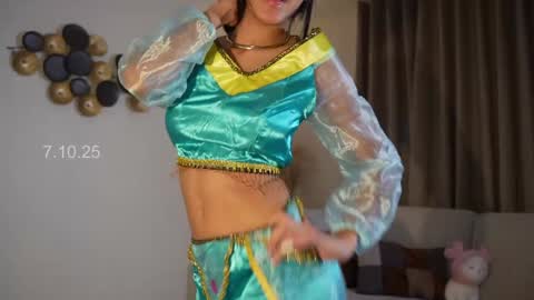  In instagram shena nomy online show from 10-07-25, 10:07