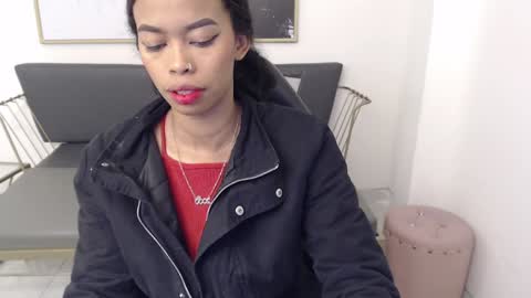 Shenna online show from 12-04-24, 01:20