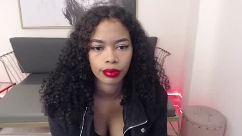 Shenna online show from 12-06-24, 01:22