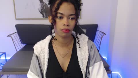 Shenna online show from 12-19-24, 01:18