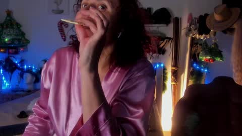 Snapshot of sherahade chatting on 12-12-24, 05:31 shera hade online show from 12-12-24, 05:31