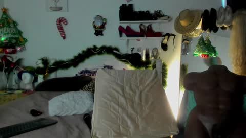 Snapshot of sherahade chatting on 12-18-24, 10:02 shera hade online show from 12-18-24, 10:02