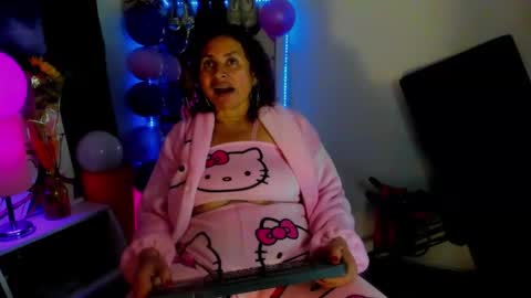 Snapshot of sherahade chatting on 03-12-25, 12:10 shera hade online show from 03-12-25, 12:10