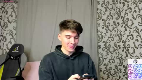 Max online show from 09-11-25, 04:29